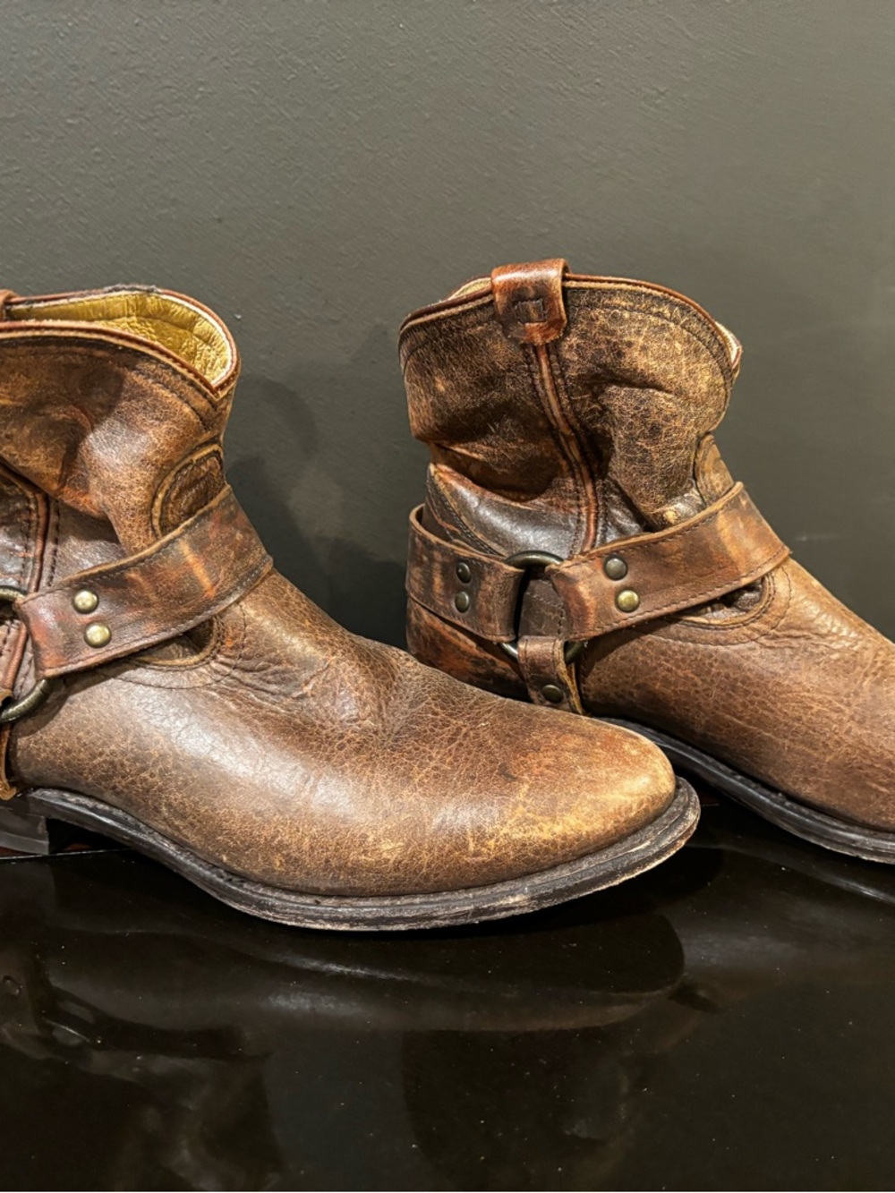 Women’s Frye Short Leather Boots Size 7.5